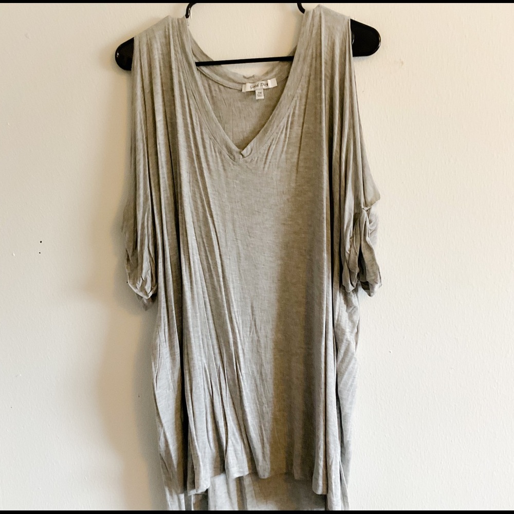 Split sleeve loose fitting blouse